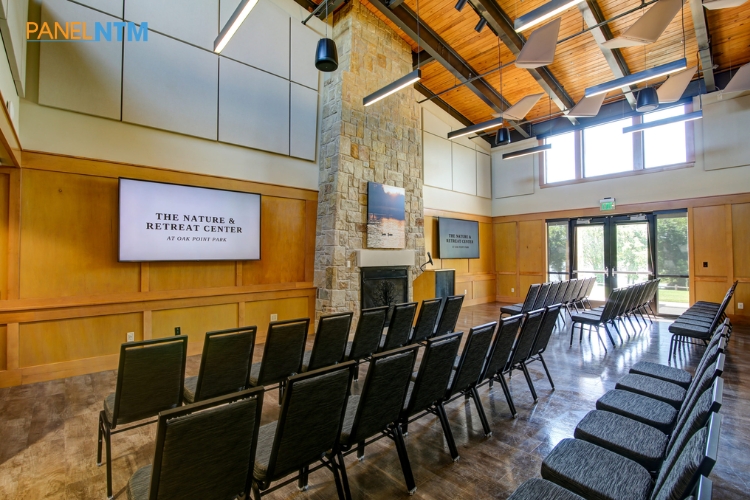 Vách ngăn phòng nội bộ bằng panel vân gỗ